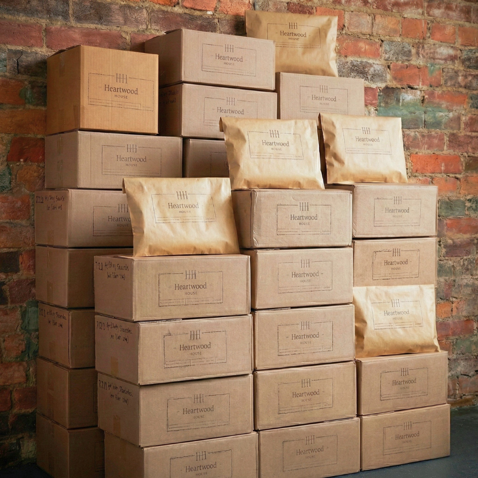 Heartwood House soy candle fundraiser program helping schools, churches, and teams raise money with clean-burning, phthalate-free candles.